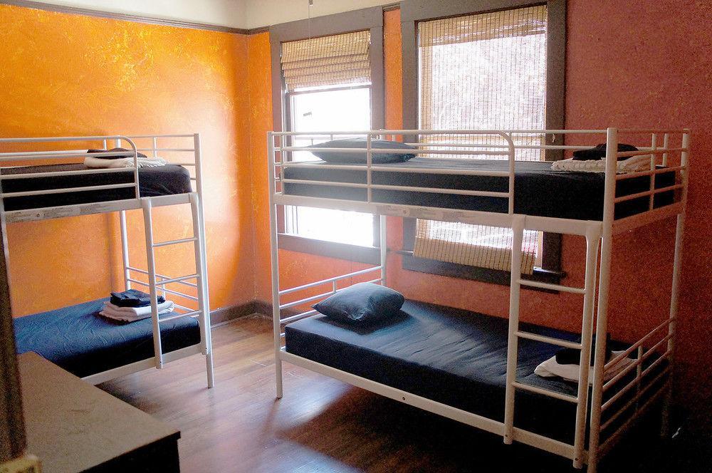Hostel On 3Rd 圣地亚哥 外观 照片