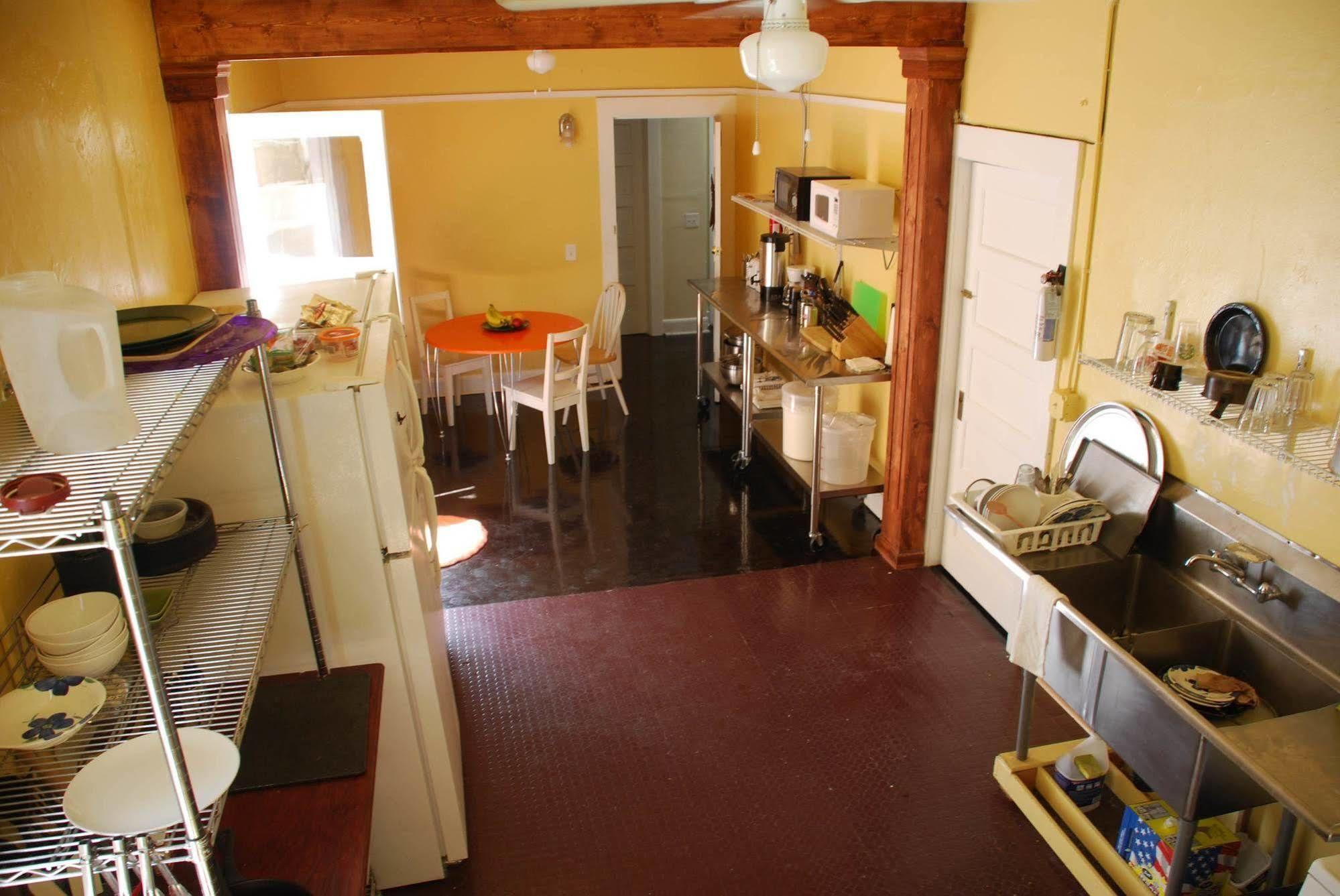 Hostel On 3Rd 圣地亚哥 外观 照片